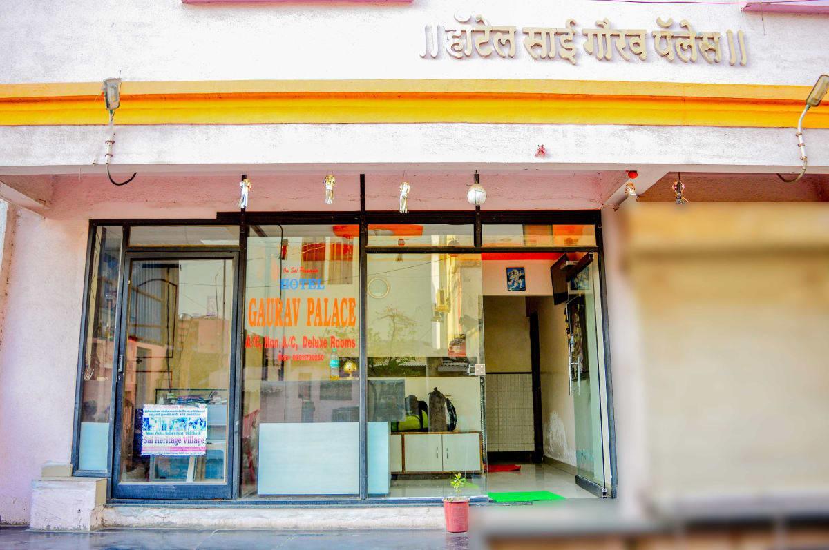 Hotel Gourav Palace Shirdi Exterior foto